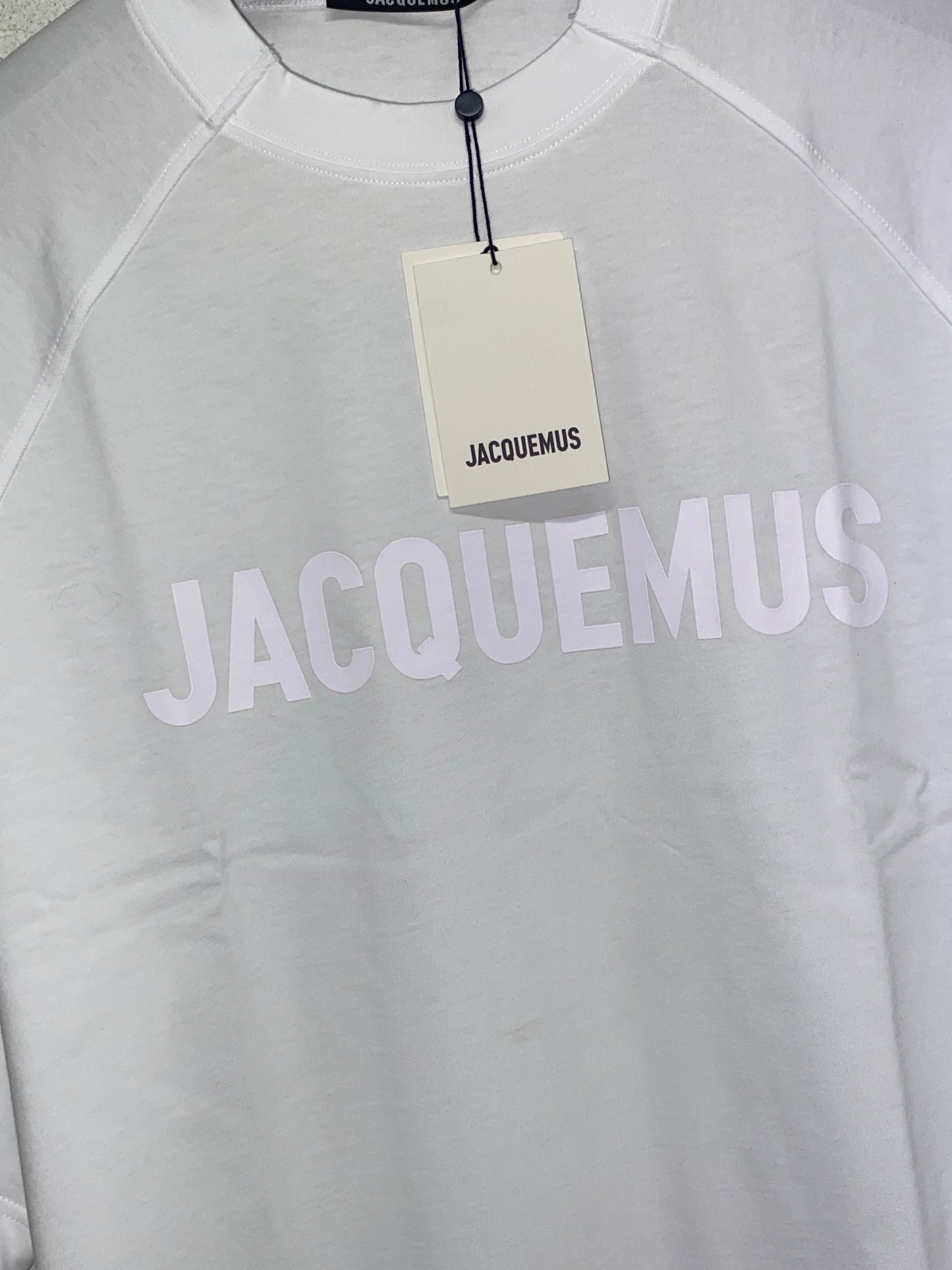 JACQUEMUS white logo tee (S/M)