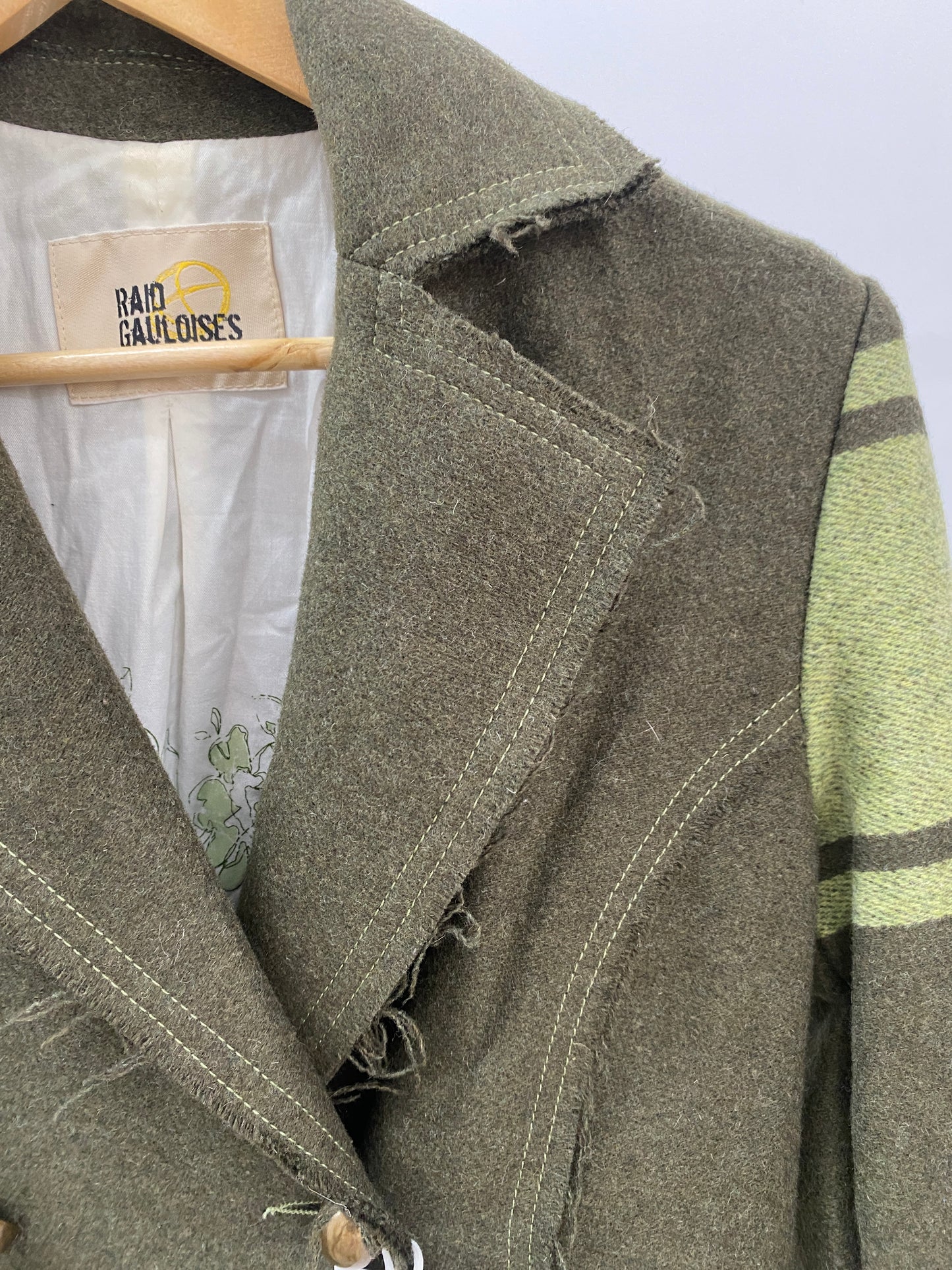 VINTAGE wool trench coat (M)