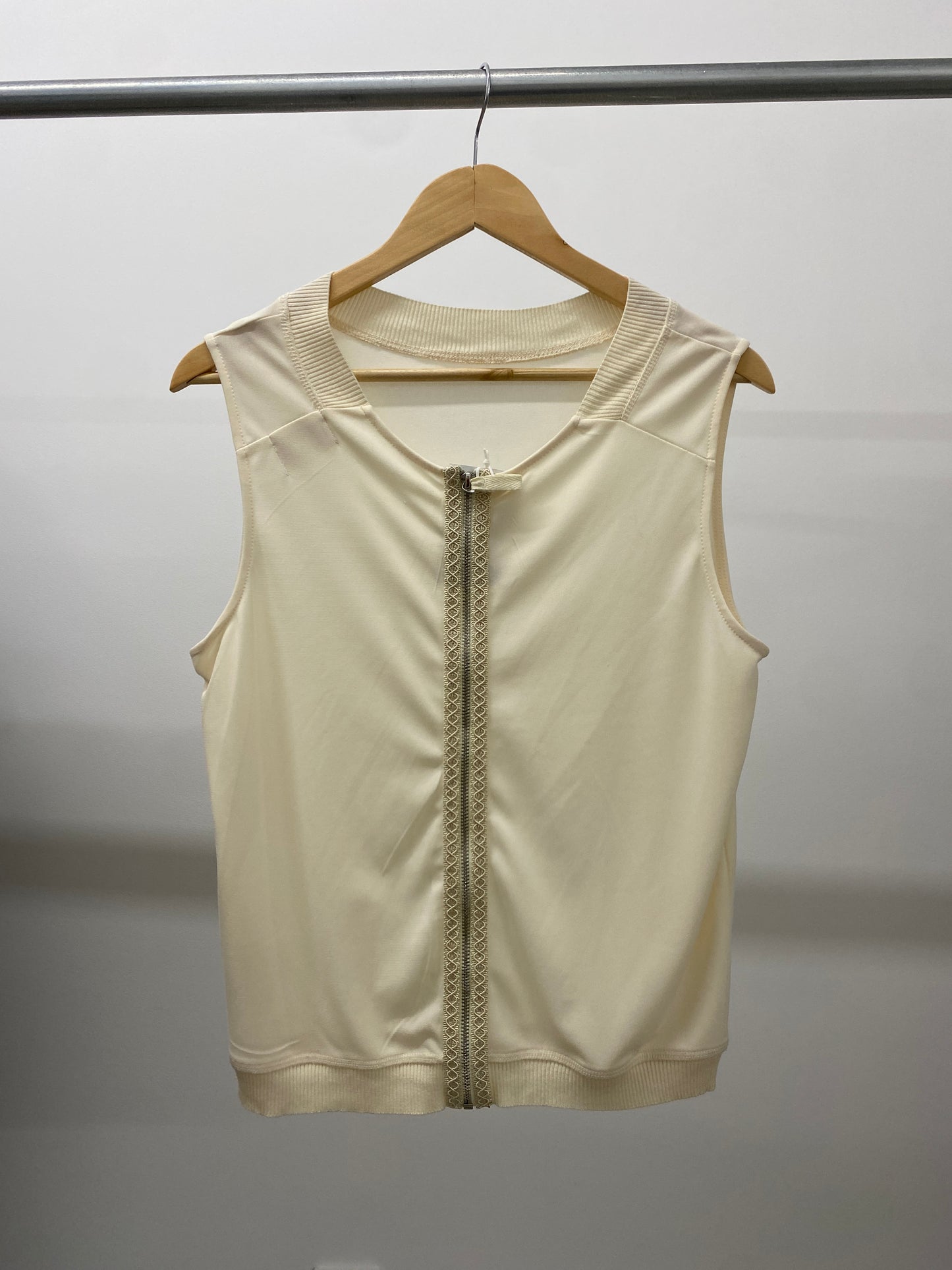 JEAN PAUL GAULTIER zipped vest (M)