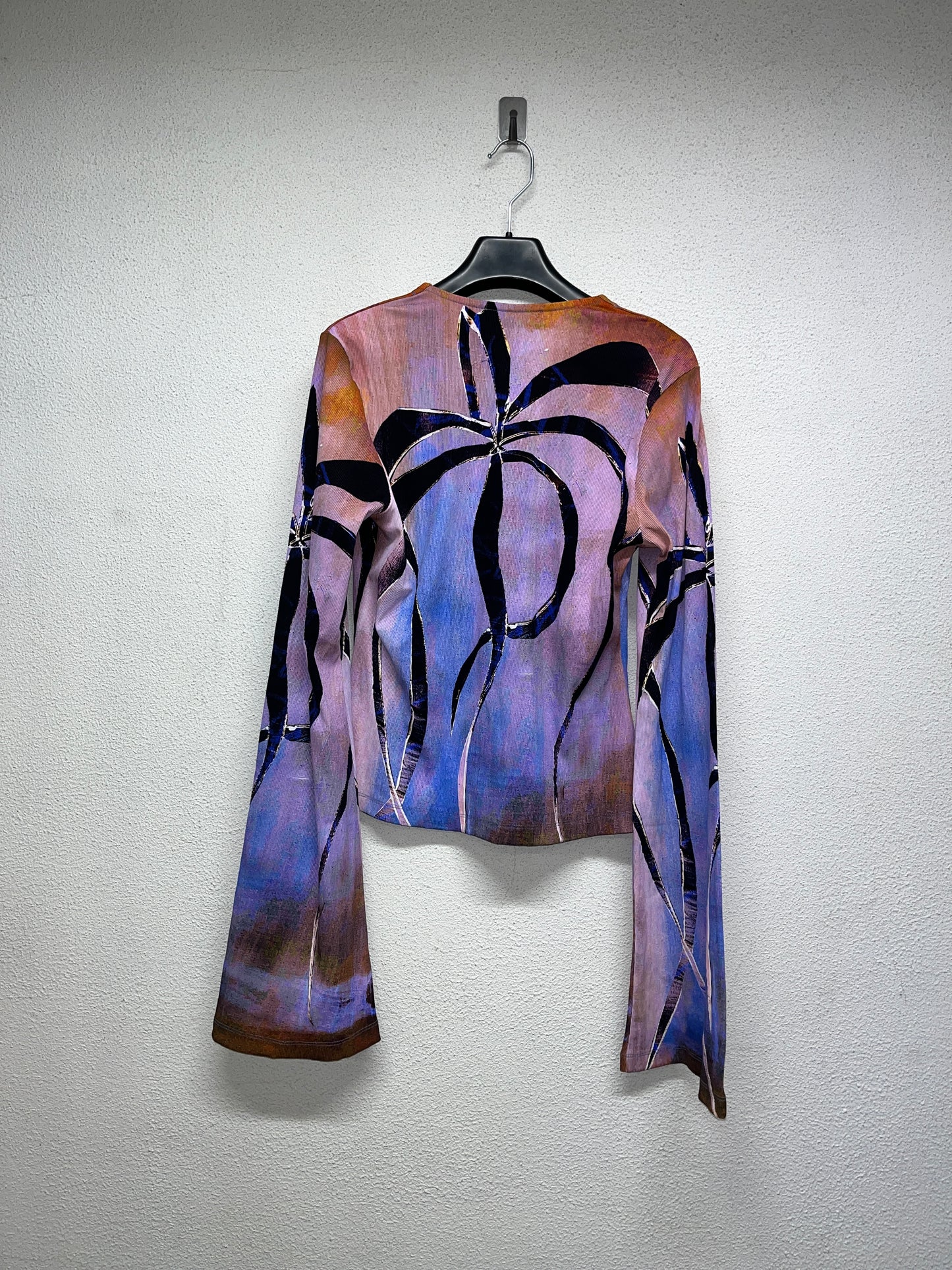 LOUISA BALLOU top with golden hoop closure and flared sleeves (XL)