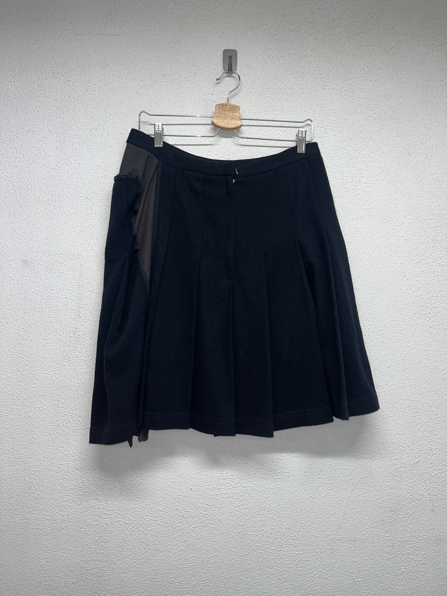 COMME DES GARÇONS black wool skirt (XL)