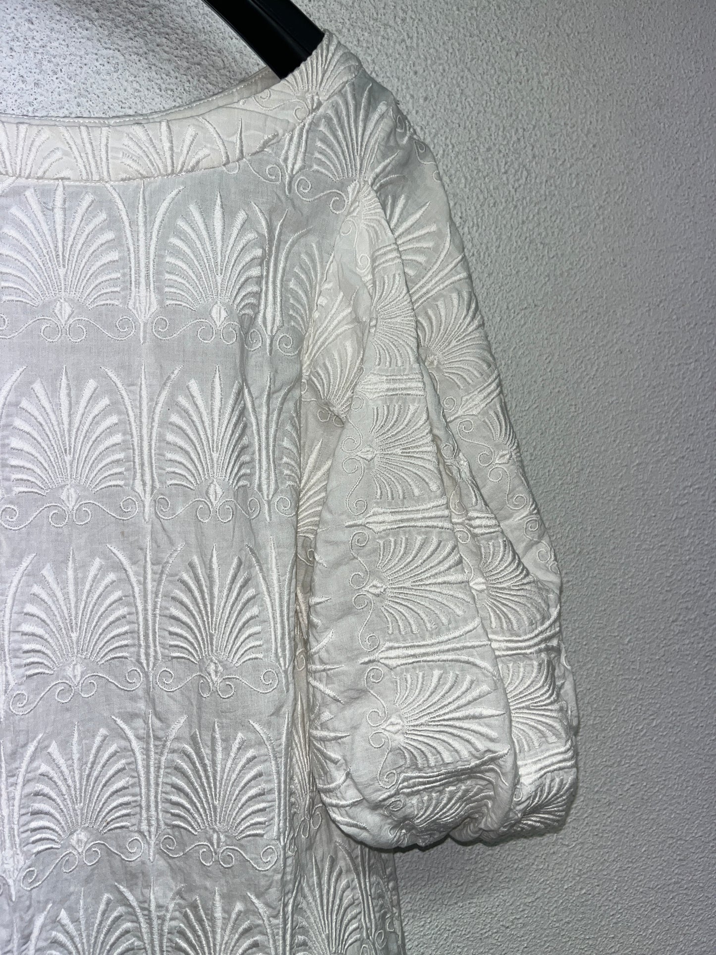 MARNI top with puffed sleeves and pockets on the side (S)