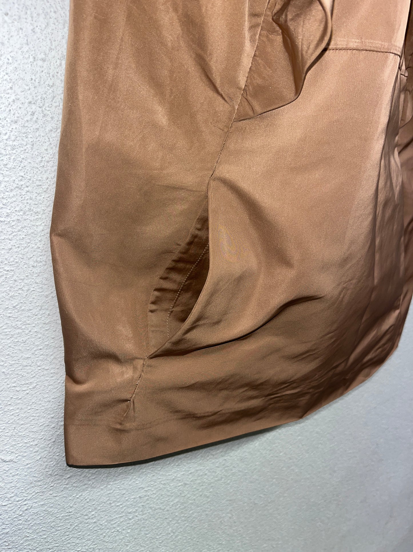 MARNI top with pleated oversized shoulders and pockets on the side (XS)