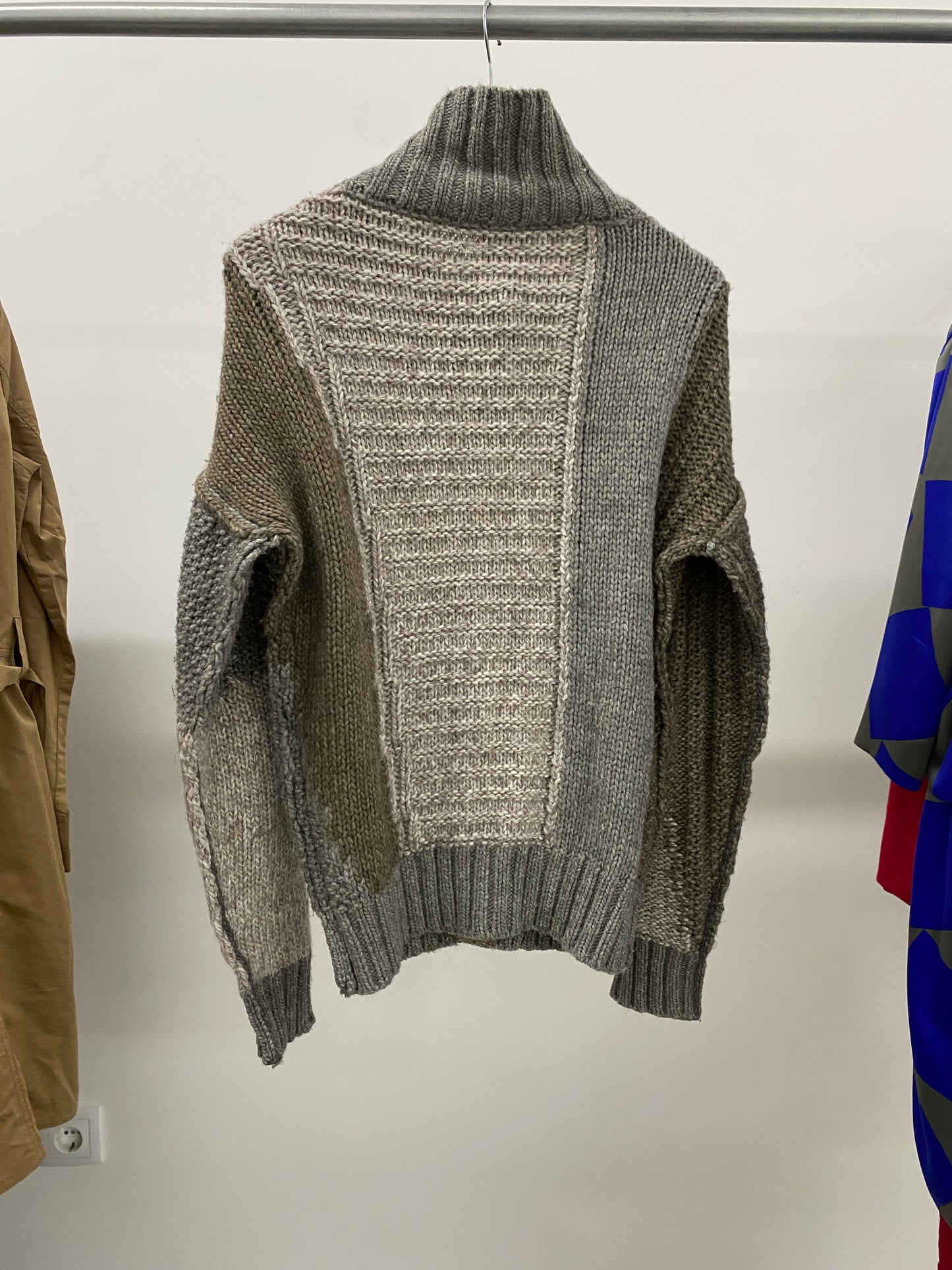 ROBERTO CAVALLI wool cardigan (S/M)