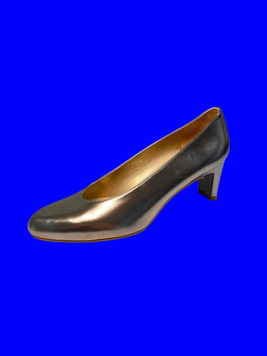 STUART WEITZMAN silver classic pumps (38.5)