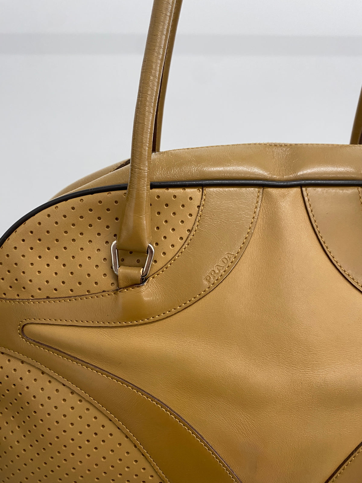 Prada FW99 beige leather bowling bag