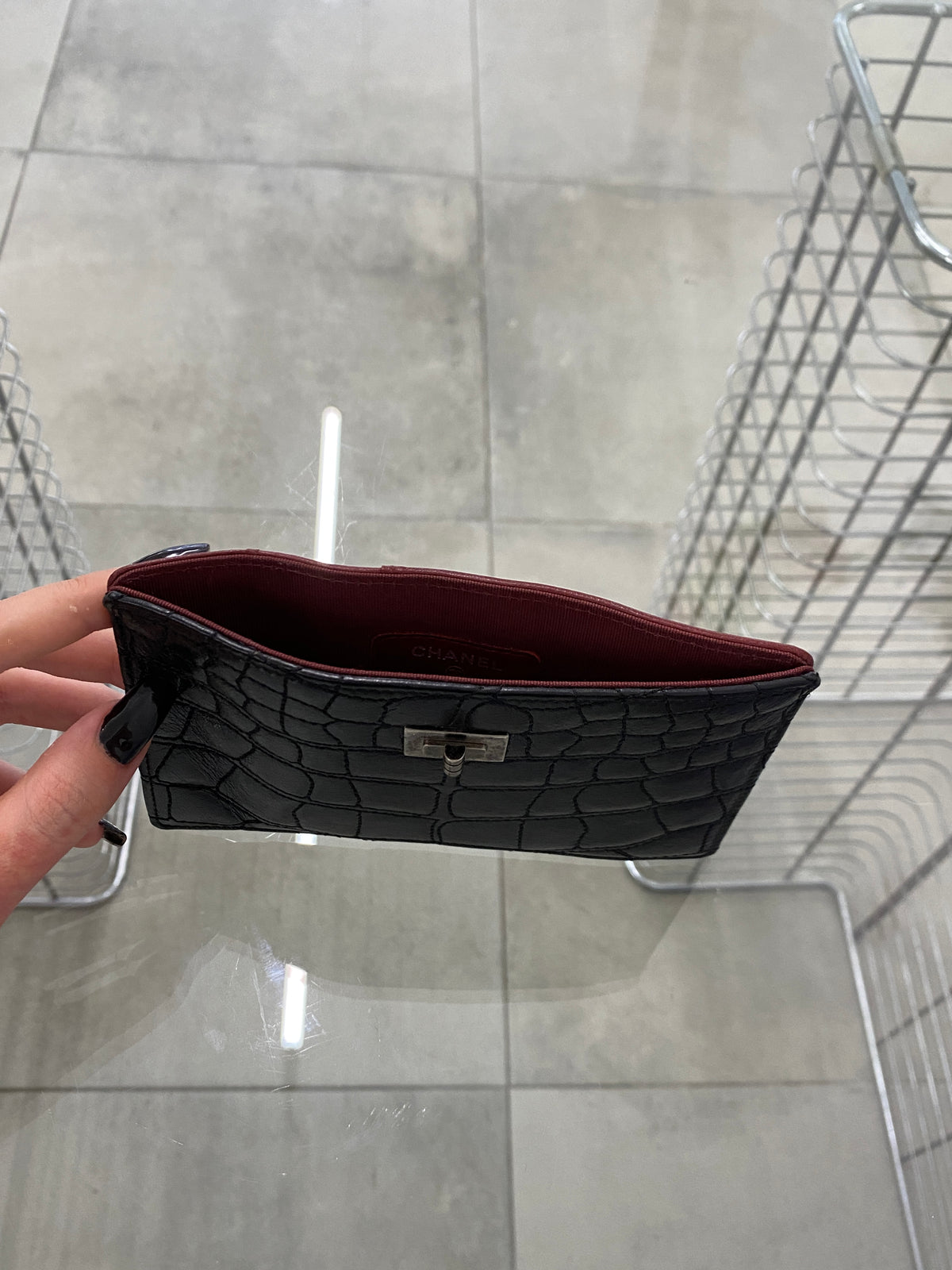 Chanel black crocodile-embossed leather 2.55 card holder
