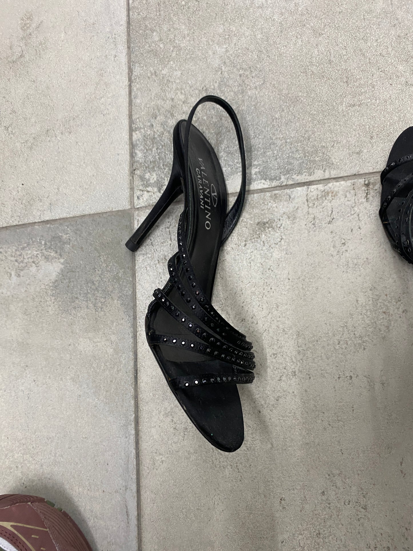 VALENTINO silk and rhinestones heels (38)