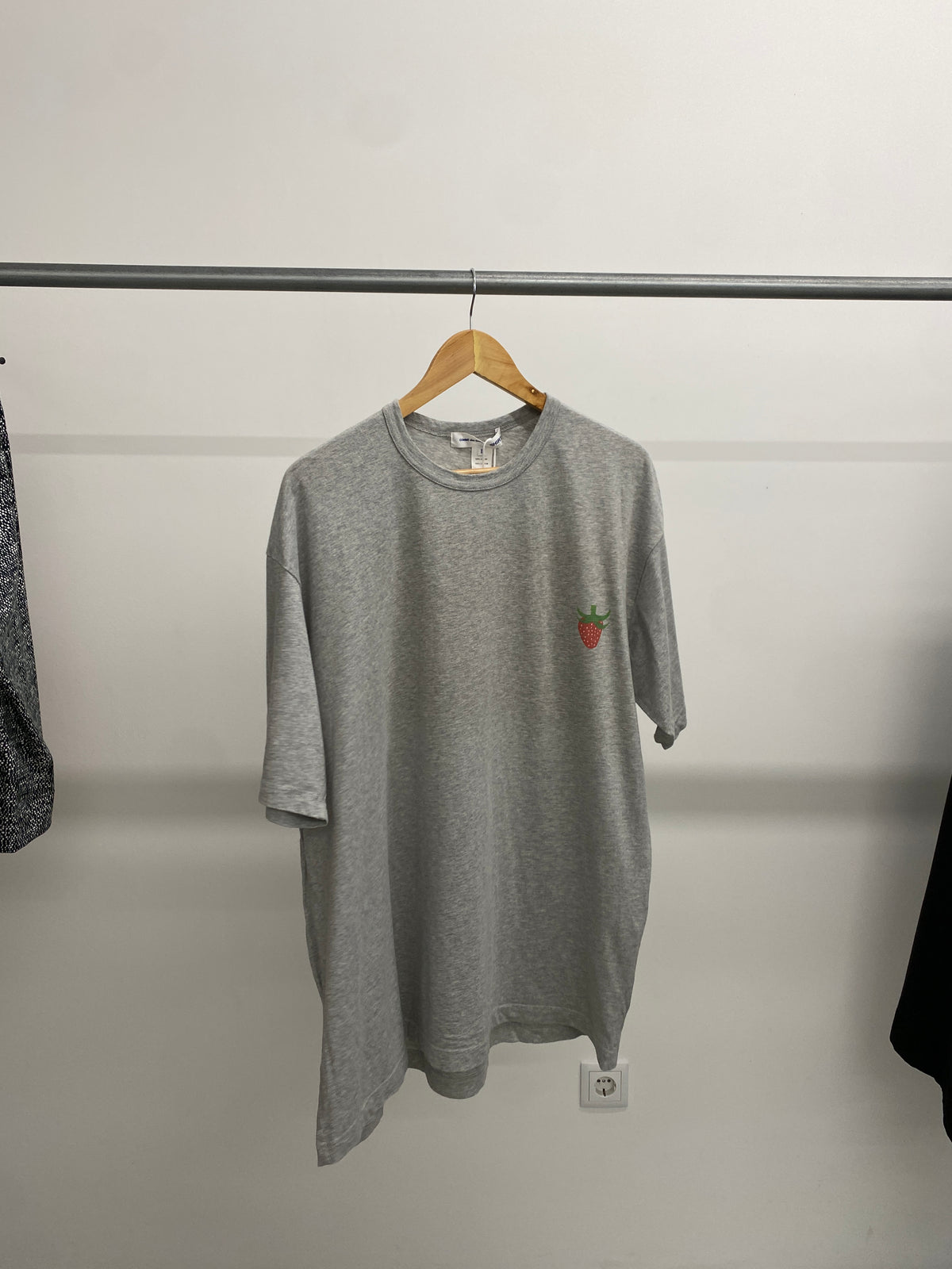 Comme des Garçons grey t-shirt (XL)