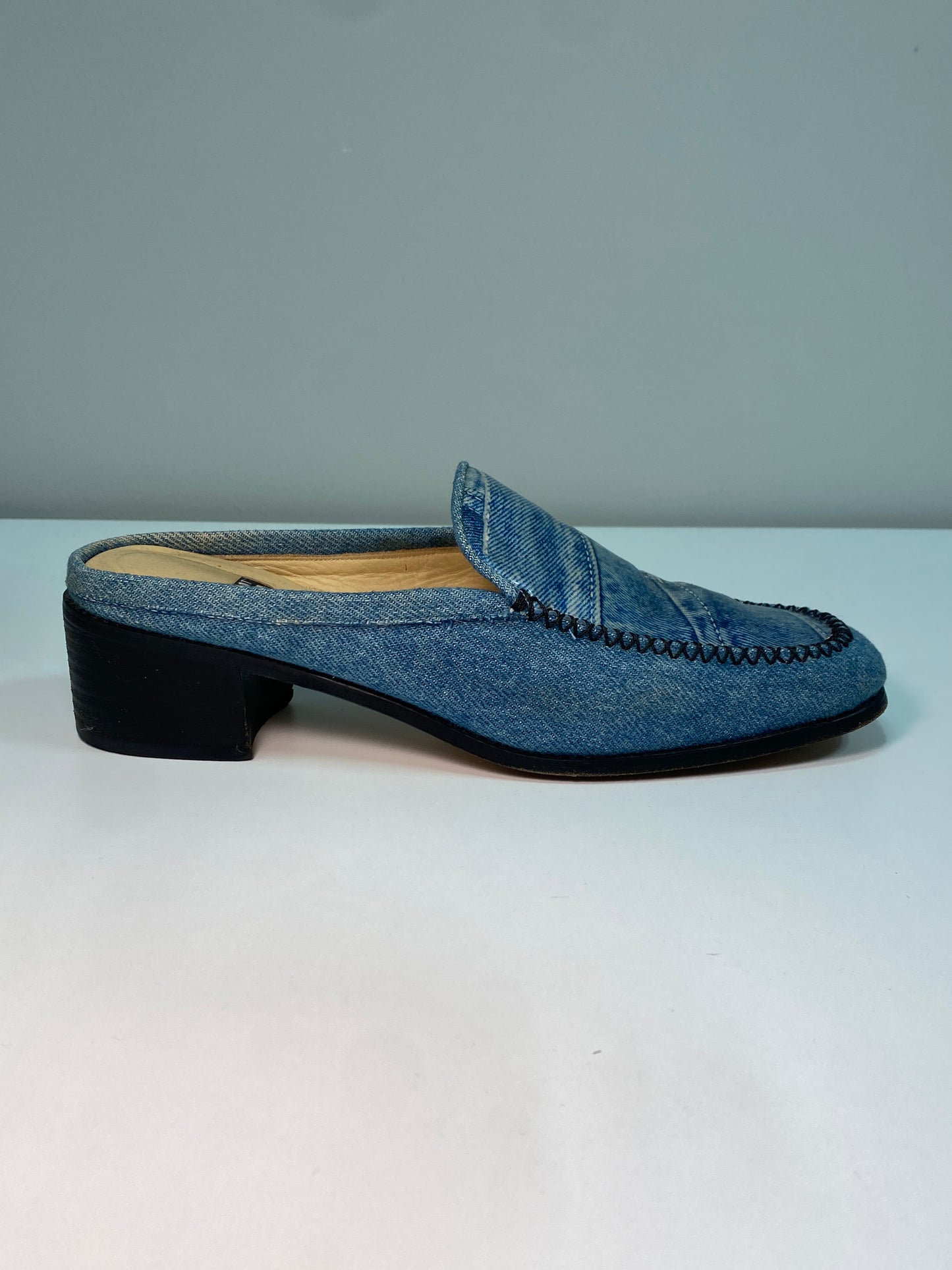 STUART WEITZMAN denim loafer mules (39)