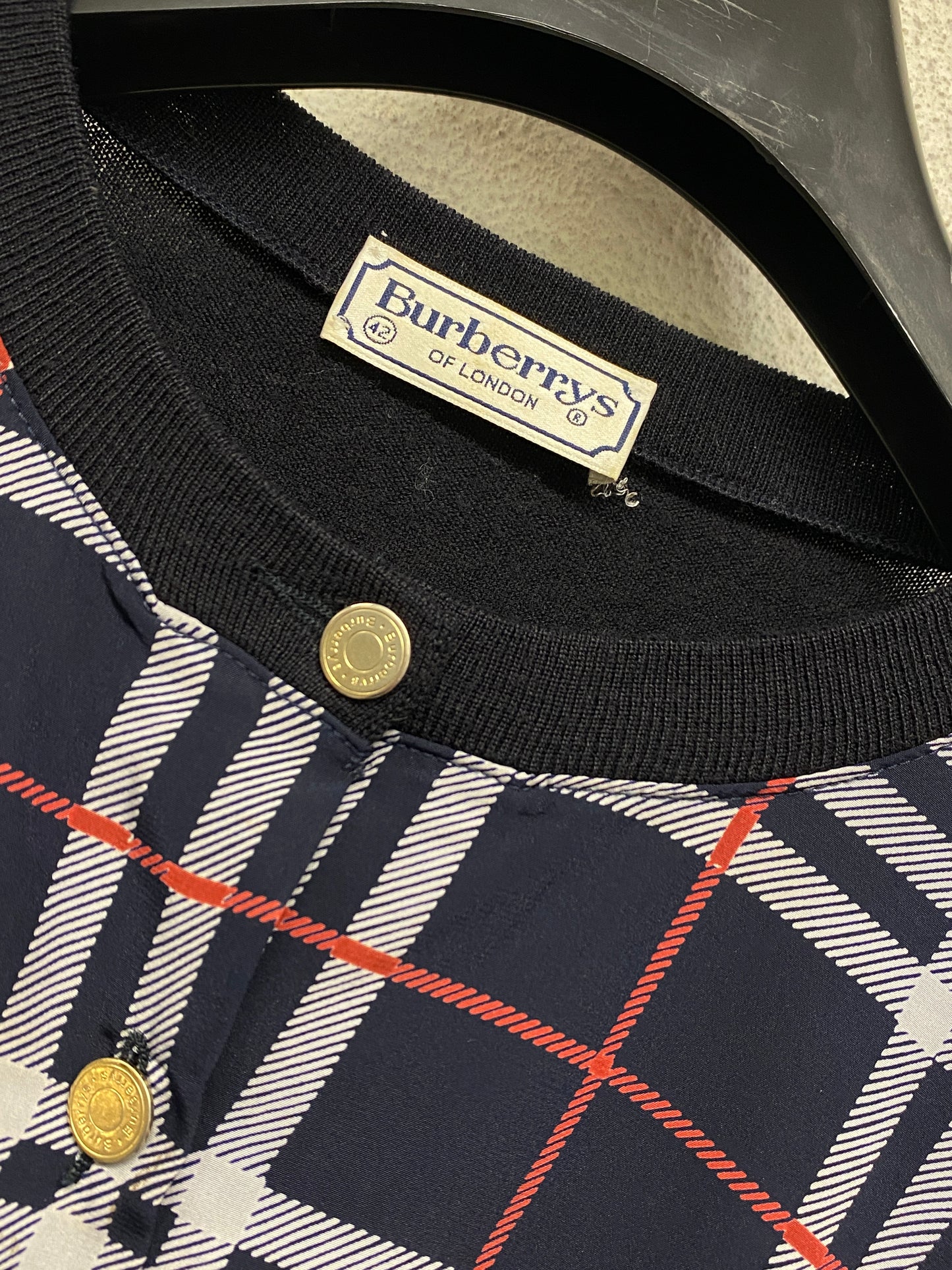 BURBERRY navy pattern cardigan (M)